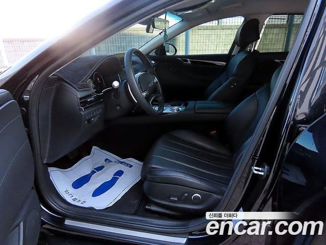 Genesis G80 2020 — Photo 15/20