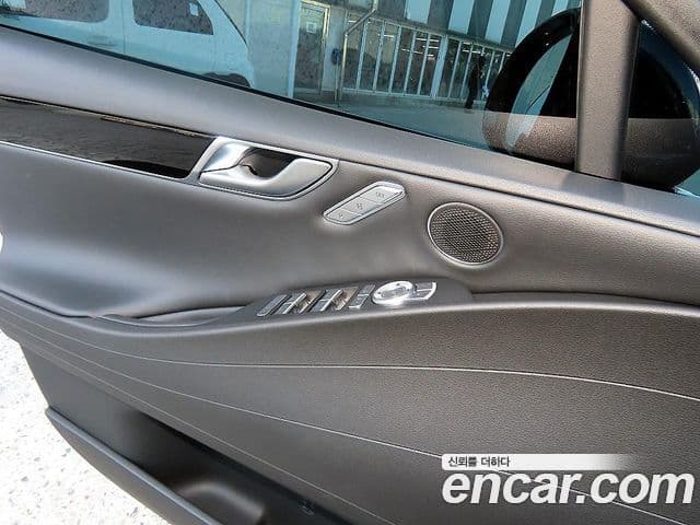 Genesis G80 2020 — Photo 8/20