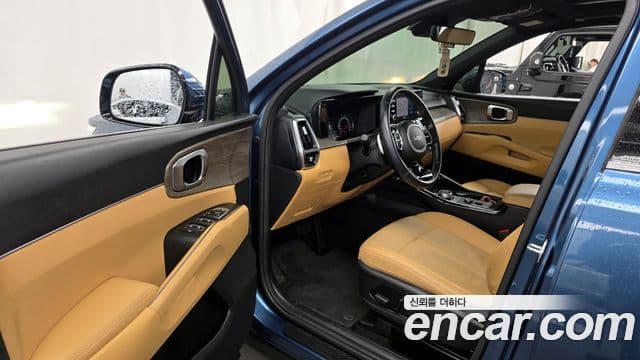 Kia Sorento 2022 — Фото 10/20