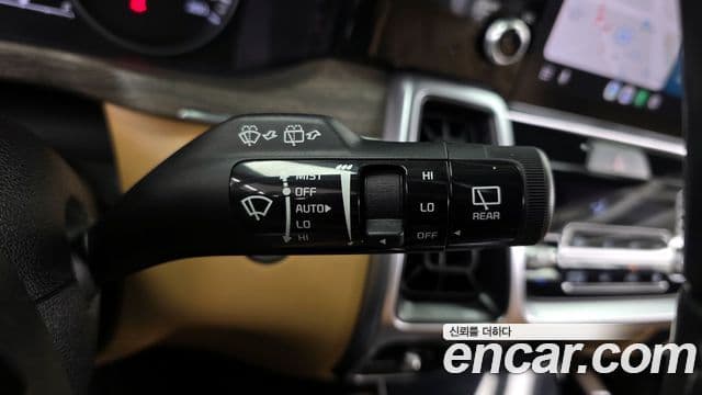 Kia Sorento 2022 — Фото 16/20