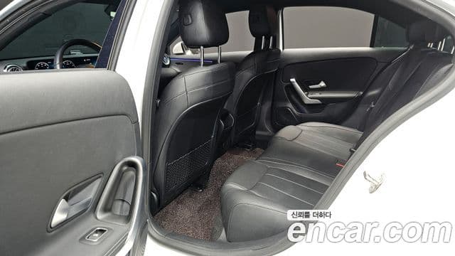 Mercedes-Benz A-Class 2021 — Şəkil 11/20