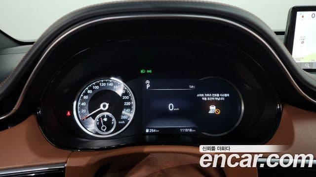 Genesis GV70 2021 — Şəkil 8/20