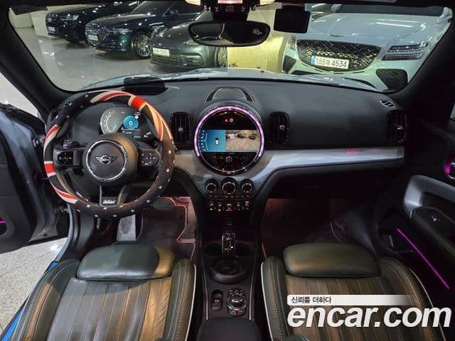 Mini Cooper S Countryman 2022 — ფოტო 18/20