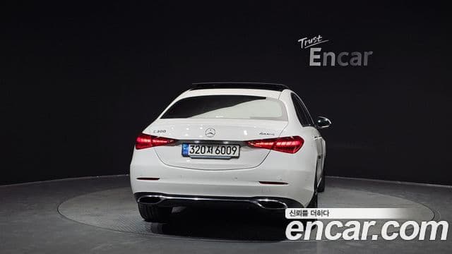 Mercedes-Benz C-Class 2023 — ფოტო 3/20