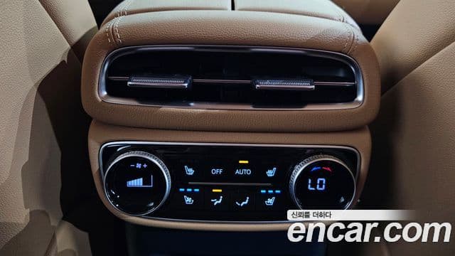 Genesis GV80 2022 — Şəkil 18/20