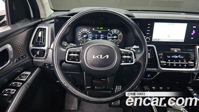 Kia Sorento 2023 — Şəkil 13/20
