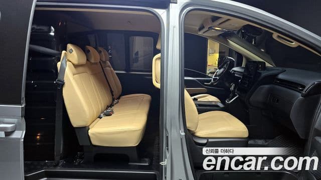 Hyundai Staria 2023 — Şəkil 12/20