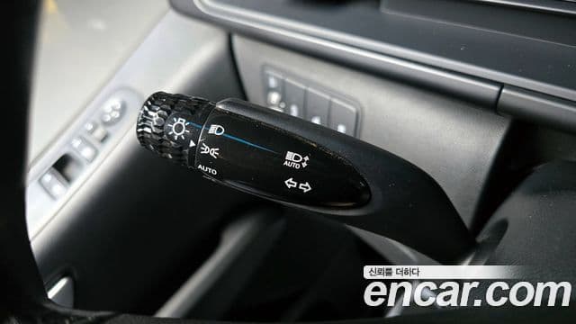 Hyundai Staria 2023 — Şəkil 16/20