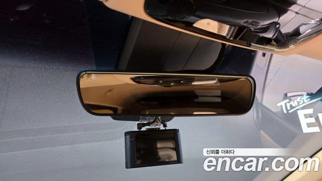 Hyundai Staria 2023 — Şəkil 19/20