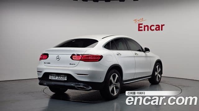 Mercedes-Benz GLC-Class 2019 — Şəkil 2/20