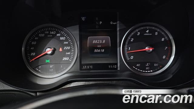 Mercedes-Benz GLC-Class 2019 — Şəkil 8/20
