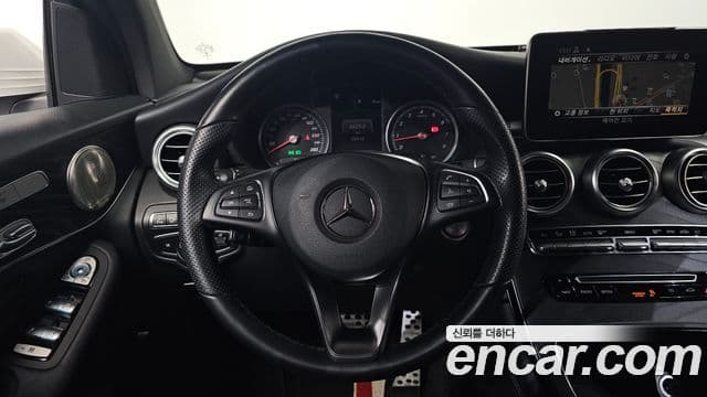 Mercedes-Benz GLC-Class 2019 — Şəkil 13/20