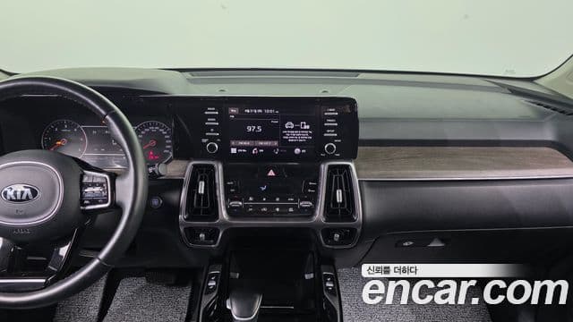 Kia Sorento 2020 — Фото 16/20