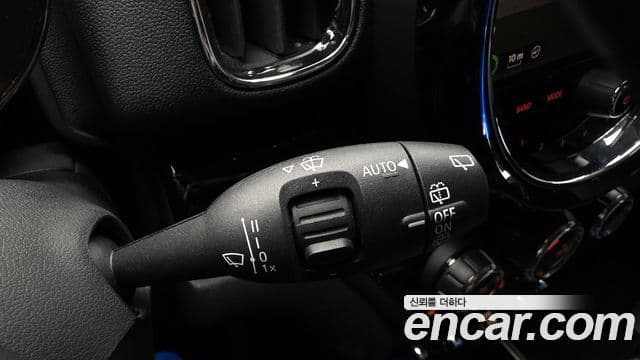 Mini Cooper Countryman 2021 — ფოტო 9/39