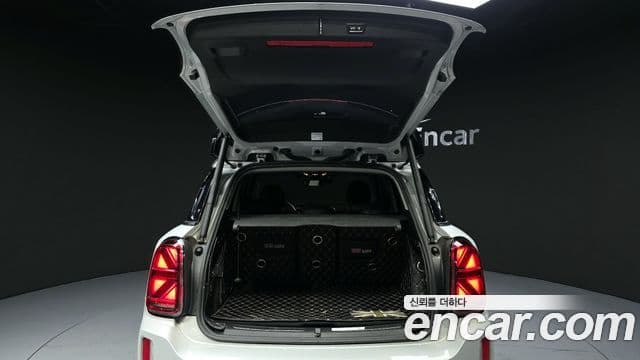 Mini Cooper Countryman 2021 — ფოტო 3/39