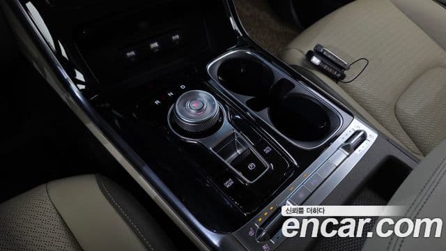 Kia Carnival 2021 — Şəkil 9/20