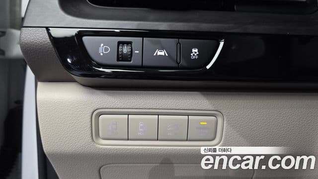 Kia Carnival 2021 — Şəkil 12/20