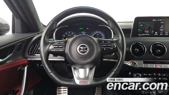 Kia Stinger 2020 — Photo 12/20