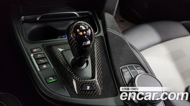 BMW M3 2018 — Şəkil 19/30