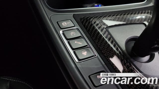 BMW M3 2018 — Şəkil 17/30