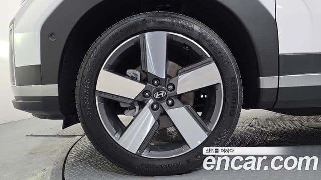 Hyundai Santa Fe 2024 — Photo 16/20