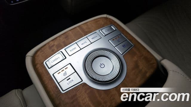 Genesis Electrified G80 2021 — Şəkil 17/20