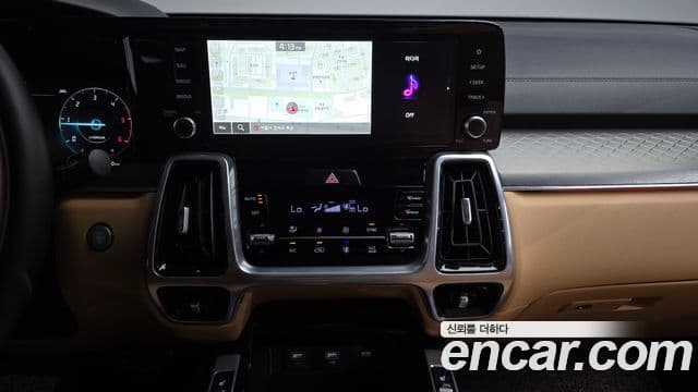 Kia Sorento 2022 — Şəkil 14/20