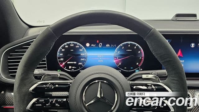 Mercedes-Benz GLE-Class 2025 — Photo 15/17