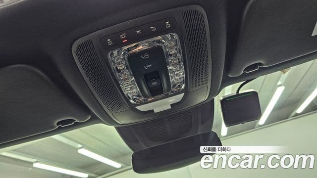 Mercedes-Benz GLE-Class 2025 — Photo 3/17