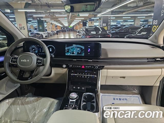 Kia Carnival 2022 — Şəkil 10/20