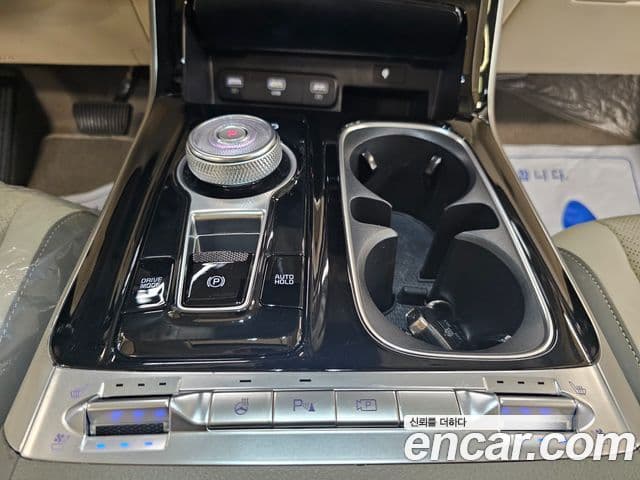 Kia Carnival 2022 — Şəkil 8/20