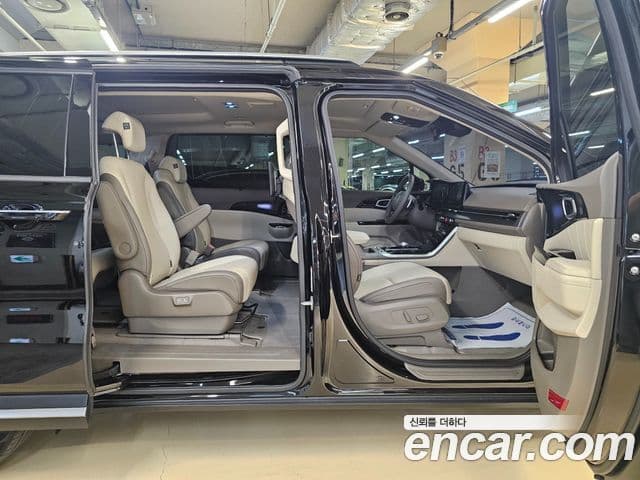 Kia Carnival 2022 — Şəkil 9/20