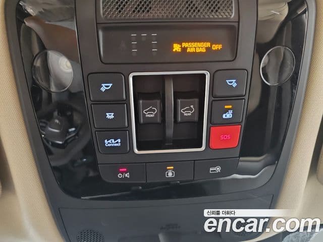 Kia Carnival 2022 — Şəkil 18/20