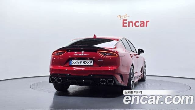 Kia Stinger 2018 — Фото 4/20