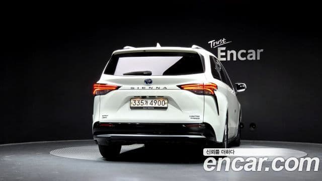 Toyota Sienna 2021 — Şəkil 4/20