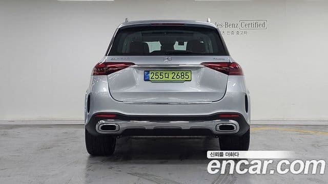 Mercedes-Benz GLE-Class 2025 — Photo 6/17
