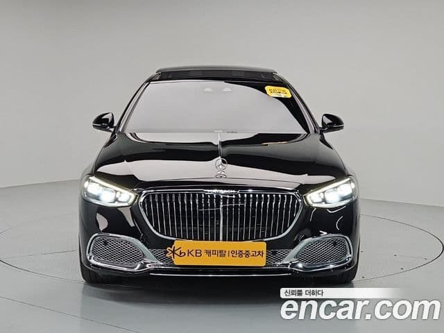Mercedes-Benz S-Class 2023 — Photo 2/20