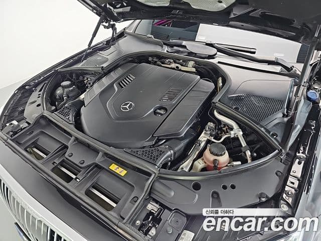 Mercedes-Benz S-Class 2023 — Photo 13/20