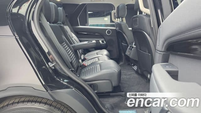 Land Rover Discovery 5 2021 — Şəkil 12/20