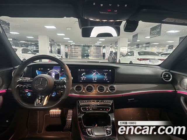Mercedes-Benz E-Class 2022 — ფოტო 6/17