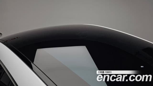 Porsche Taycan 2021 — Photo 32/34