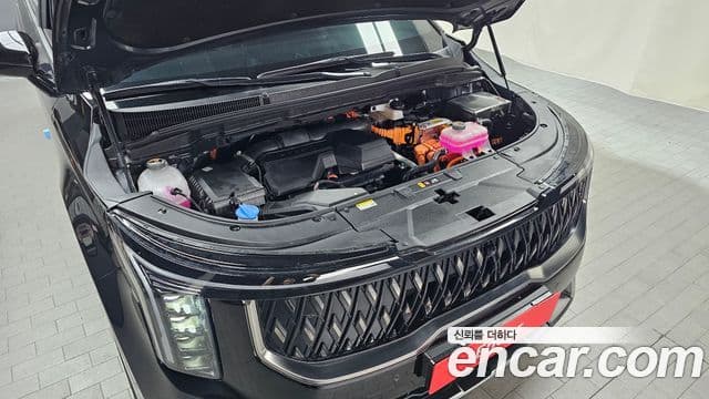 Kia Carnival 2025 — Photo 1/31