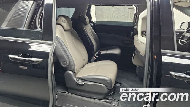 Kia Carnival 2025 — Photo 22/31