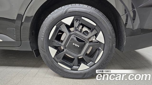 Kia Carnival 2025 — Photo 23/31