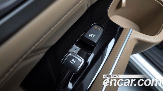 Kia Sorento 2024 — ფოტო 18/20