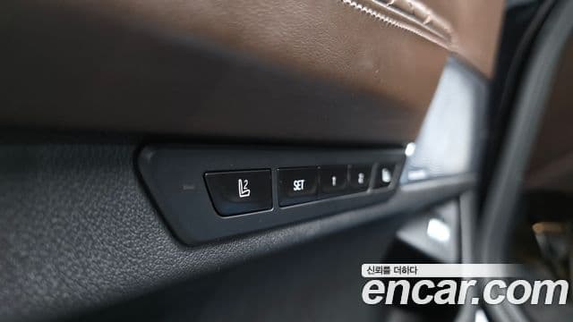 BMW 7 Series 2021 — Photo 35/39