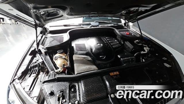 Mercedes-Benz GLE-Class 2019 — ფოტო 6/20