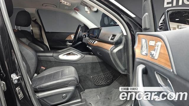Mercedes-Benz GLE-Class 2019 — ფოტო 11/20