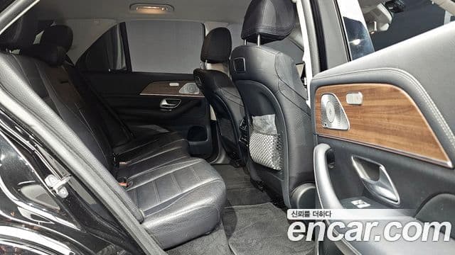 Mercedes-Benz GLE-Class 2019 — ფოტო 12/20
