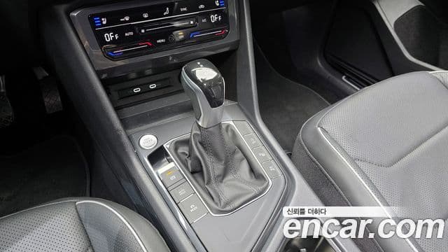 Volkswagen Tiguan Allspace 2022 — Şəkil 9/20